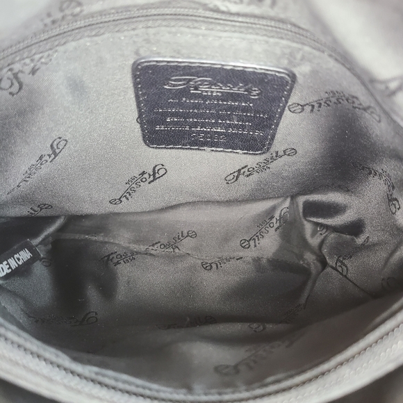 Fossil Black Leather Crossbody Shoulder Purse Bag Adjustable Strap - Picture 11 of 16